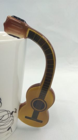 71746-04 陶瓷樂器杯 木結他