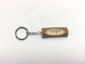 71428-04 迷你原木匙扣(Hope)