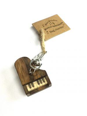 71622-06 Bag Charm(Piano Large)